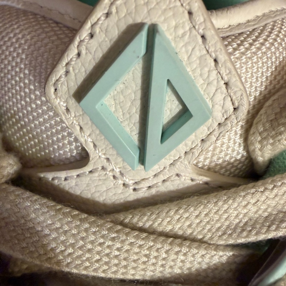 Dior White and Brown Sneakers with Mint Accents - Picture 4 of 11
